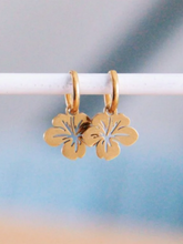 Edelstahl-Creole mit eleganter Blume - Unique Flores